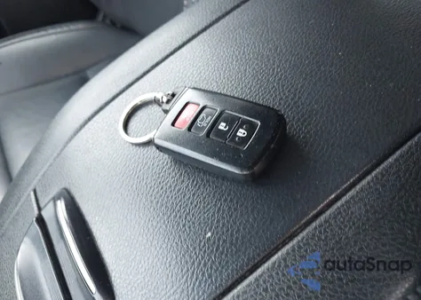 2019 Toyota Highlander Xle из США, поврежденный, VIN 5TDJZRFH6KS716980